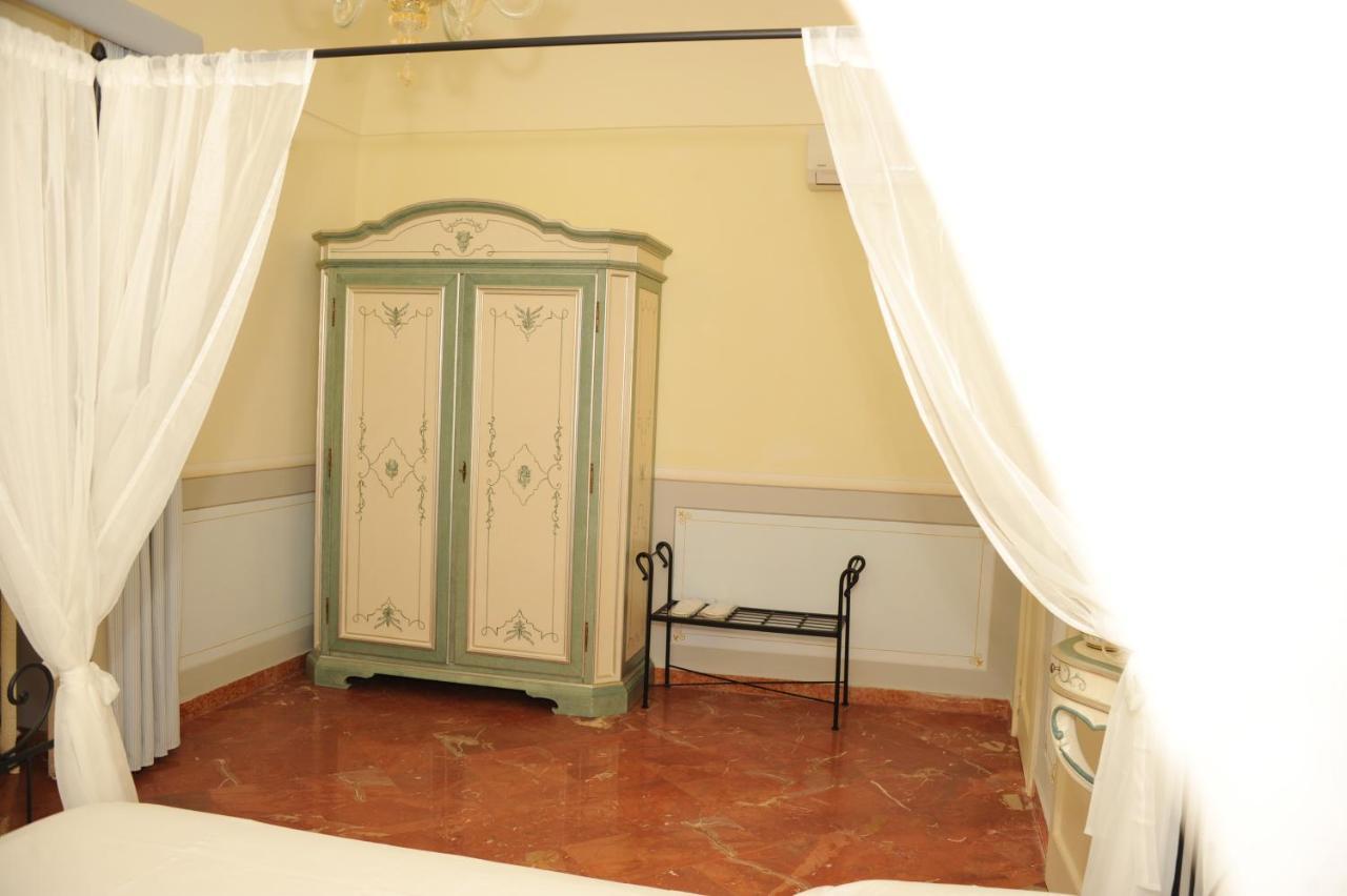 Le Scuderie Di Villa Ravenna Sannicola Kültér fotó